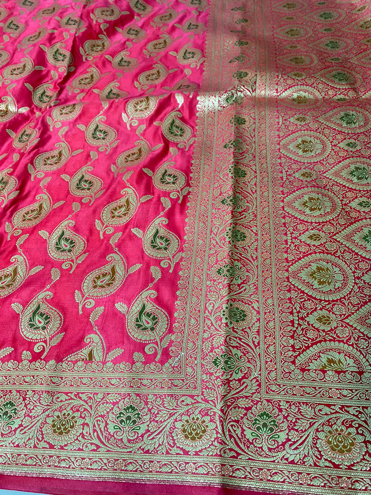 Ahamaura Banarasi Jacquard Weaving Saatan Silk Saree