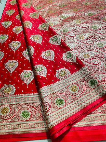 Ahamaura Banarasi Jacquard Weaving Saatan Silk Saree