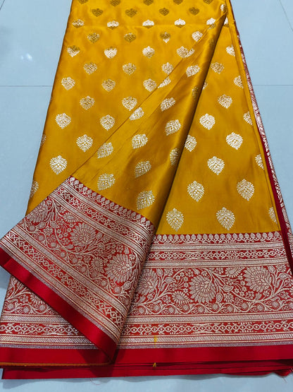 Ahamaura Banarasi Jacquard Weaving Saatan Silk Saree