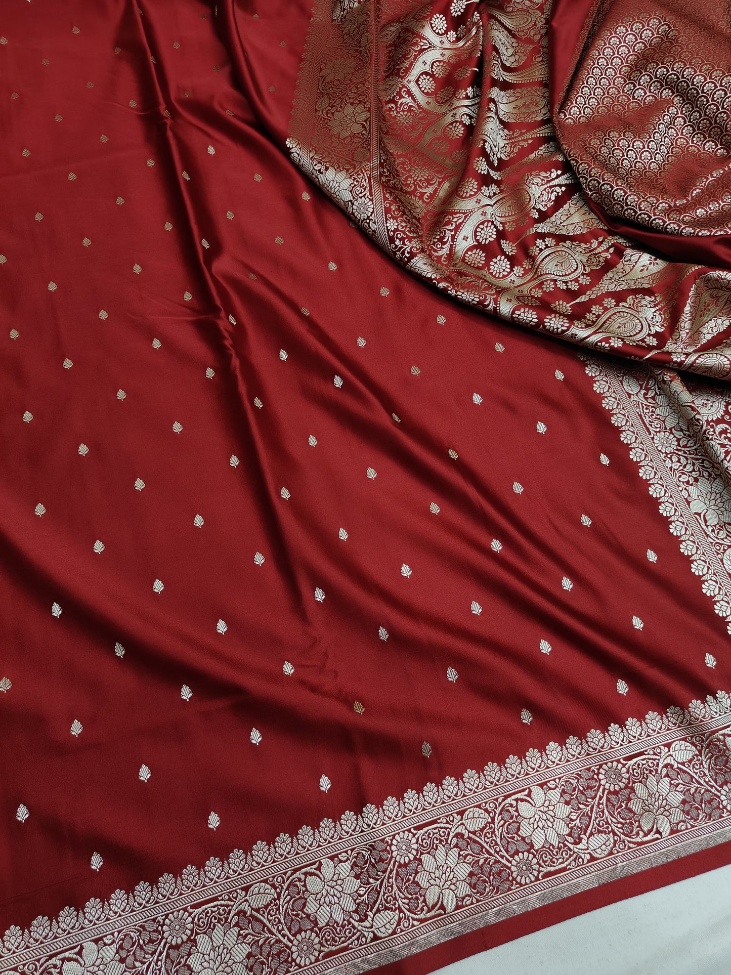 Ahamaura Banarasi Deyble Mashru Silk Saree