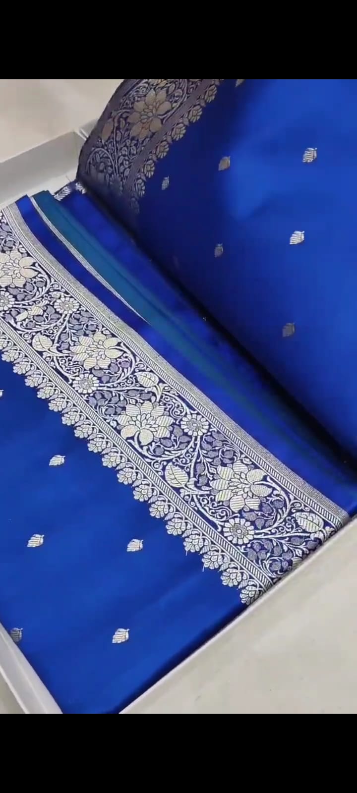 Ahamaura Banarasi Deyble Mashru Silk Saree