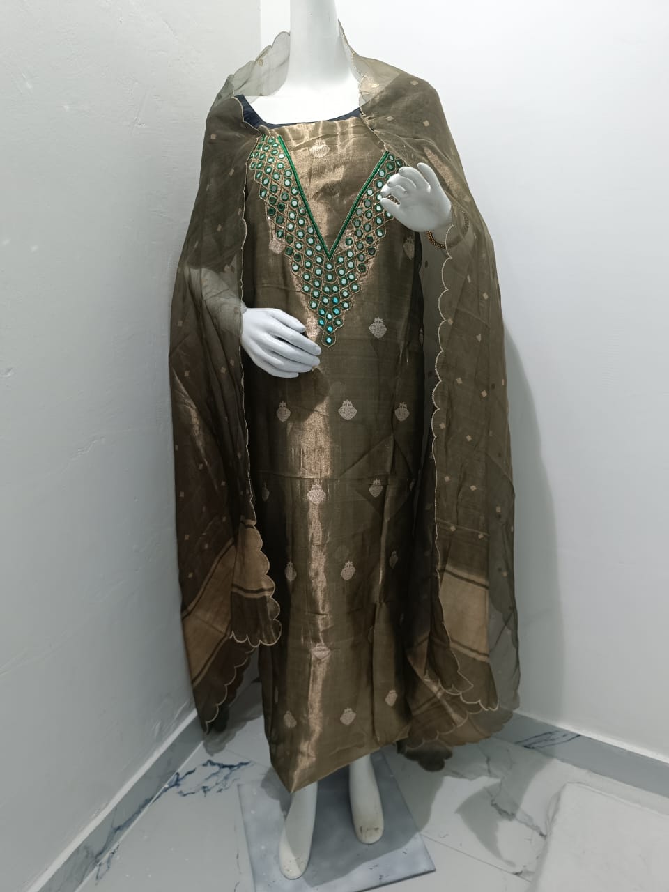 AHAMAAURA BANARASI COTTON SILK SUITS