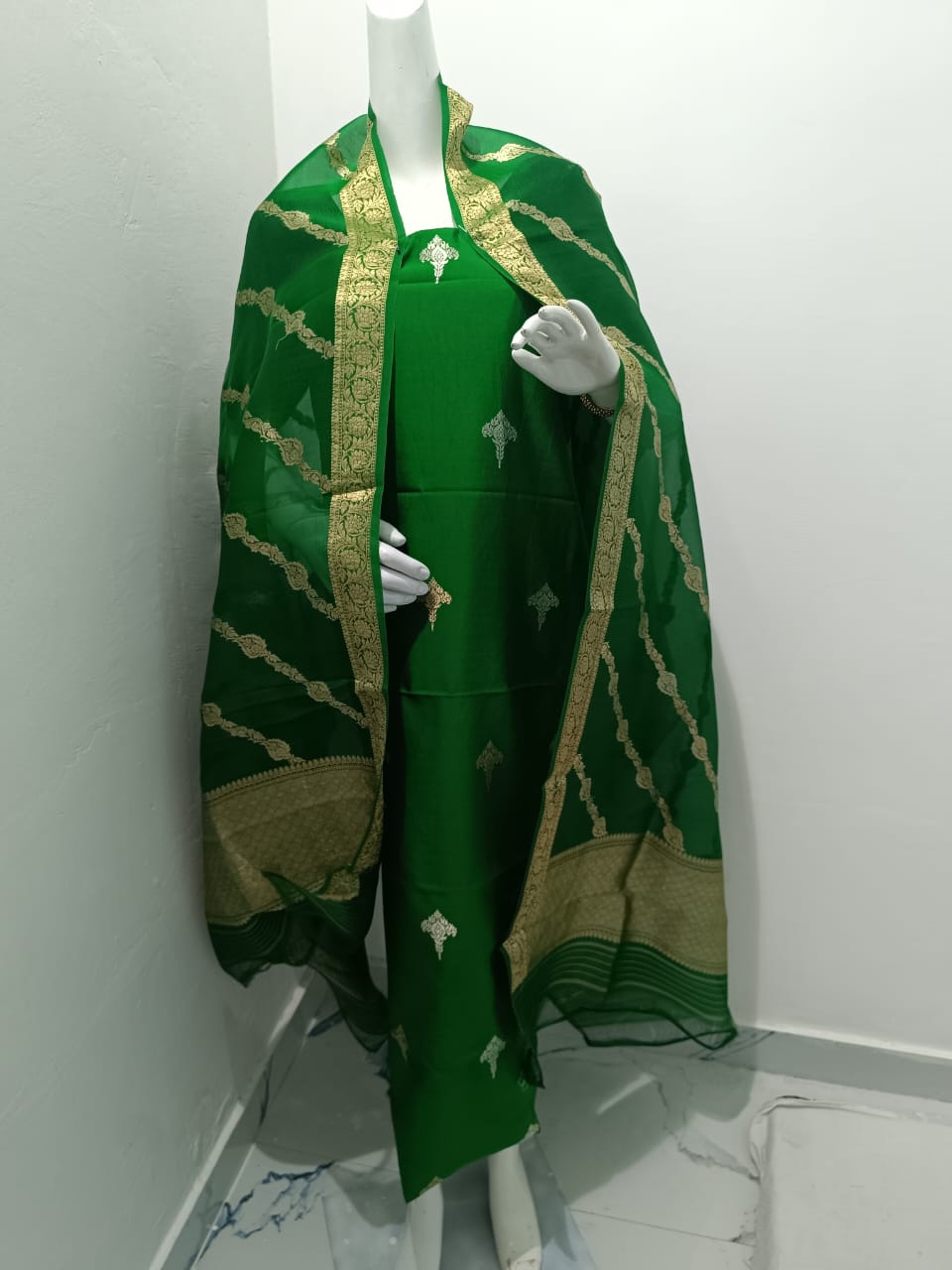 AHAMAAURA BANARASI COTTON SILK SUITS