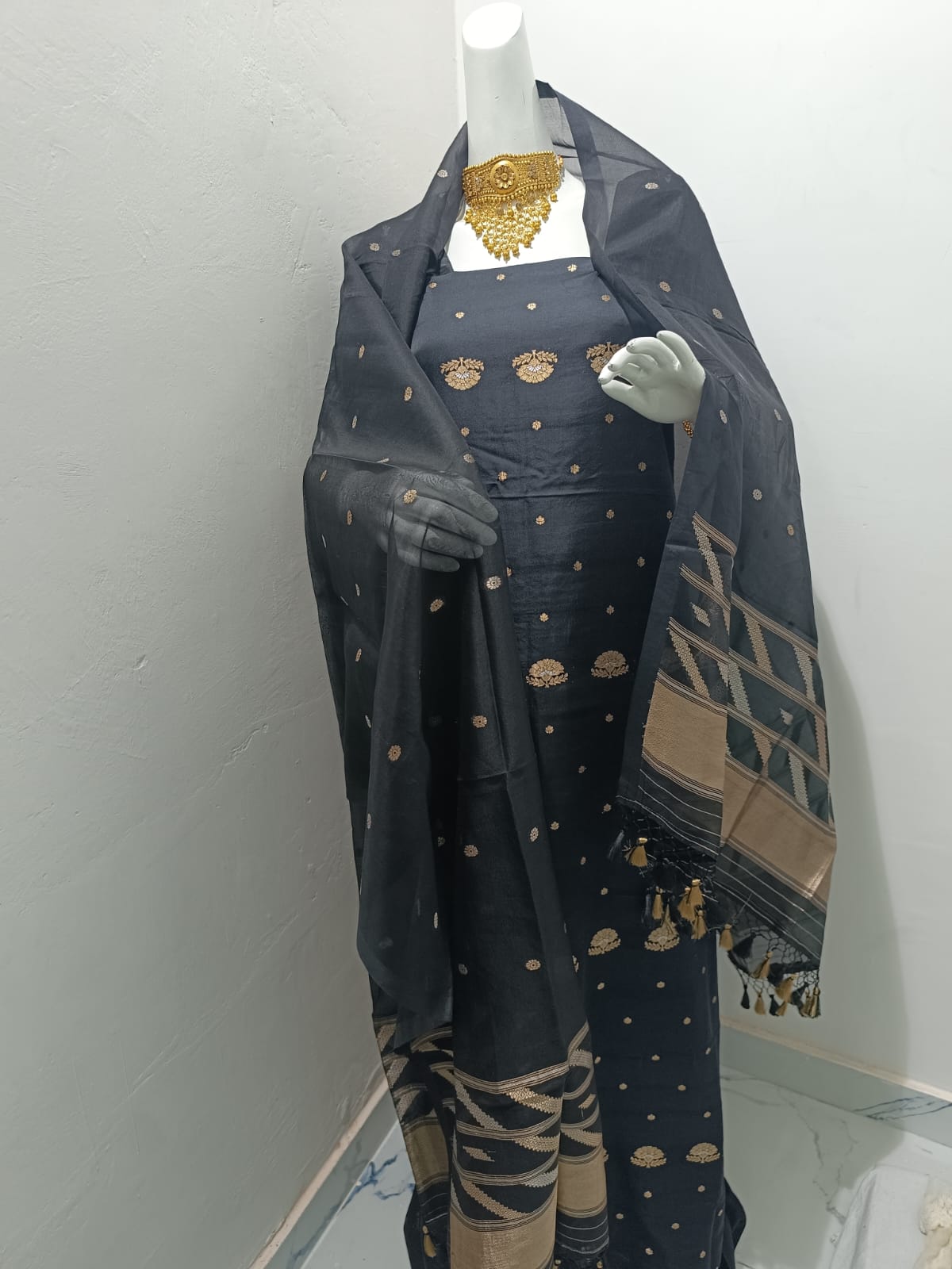 AHAMAAURA BANARASI COTTON SILK SUITS