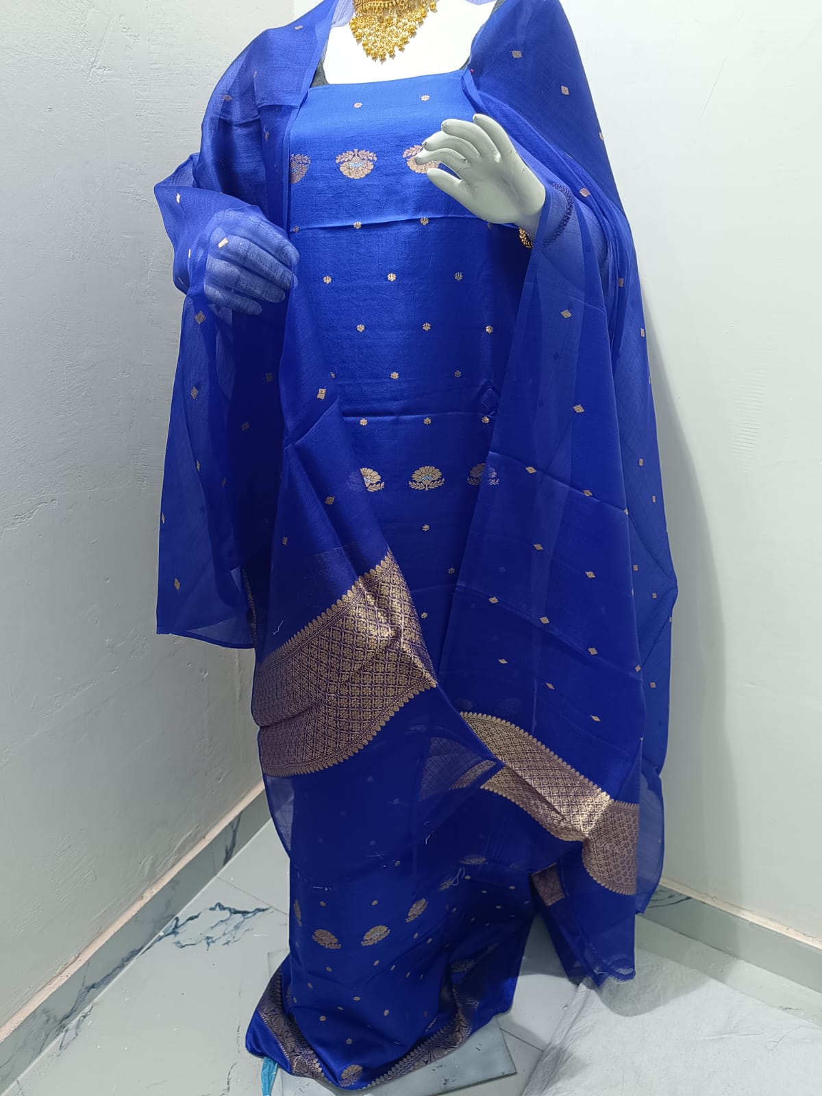 AHAMAAURA BANARASI COTTON SILK SUITS