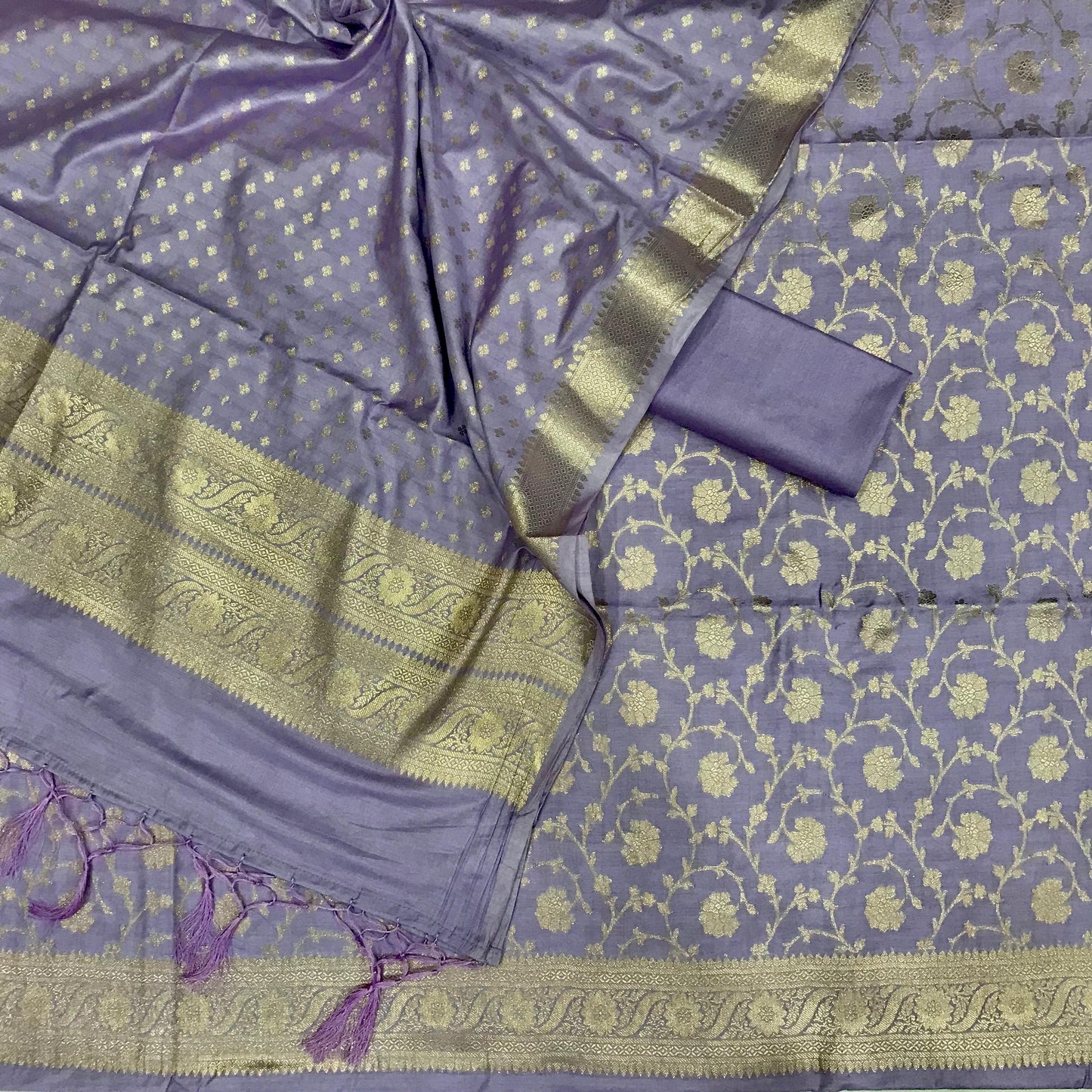 AHAMAURA BANARASI DAYBEL SILK COTTON SUITS