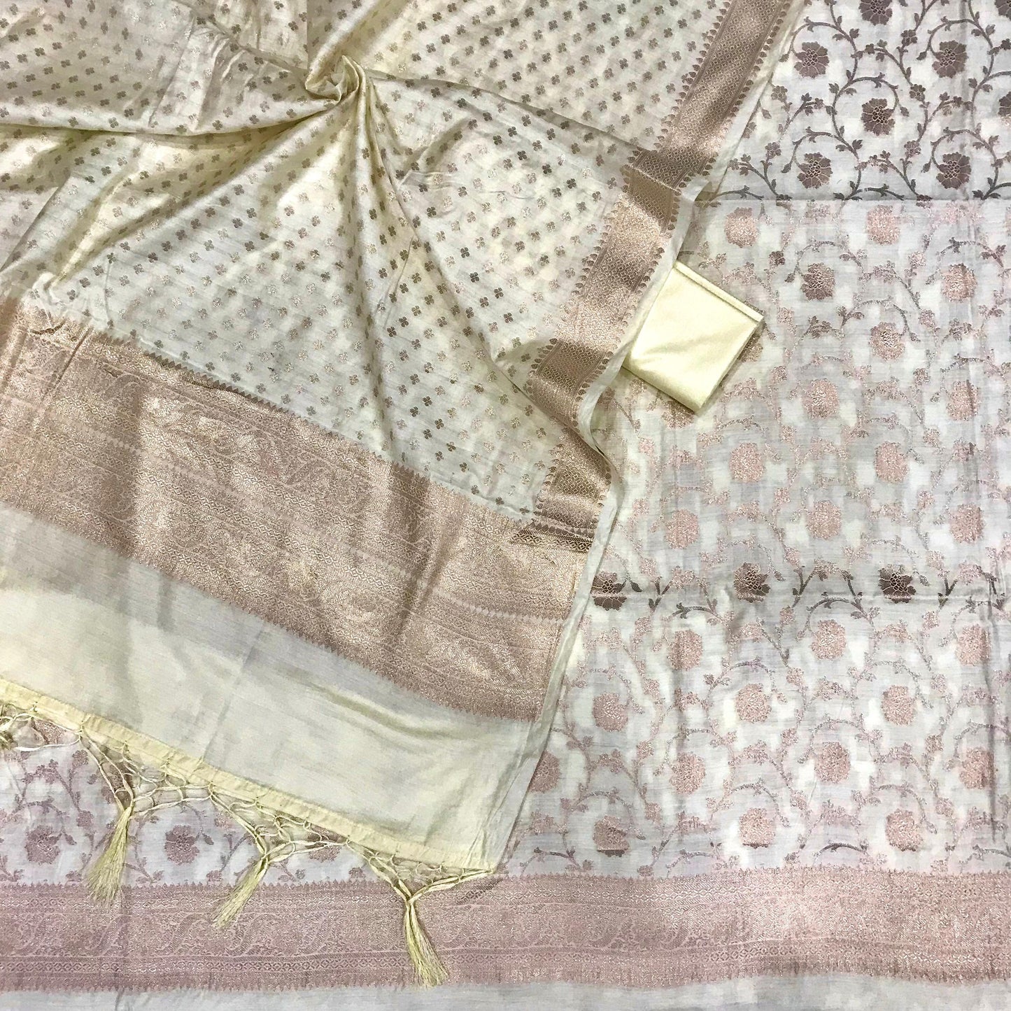 AHAMAURA BANARASI DAYBEL SILK COTTON SUITS