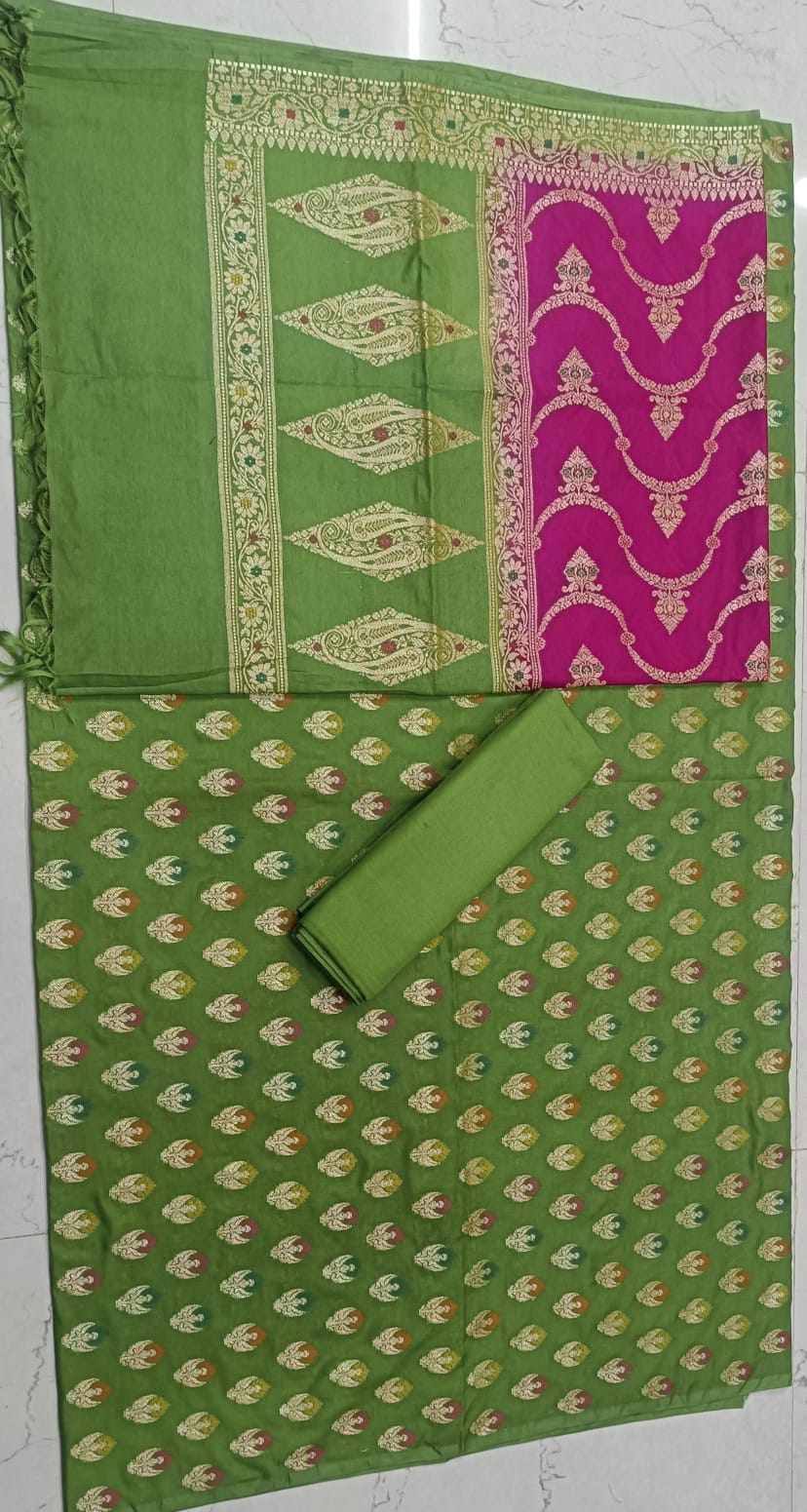 AHAMAURA BANARASI KATAN CONTRAST SUIT