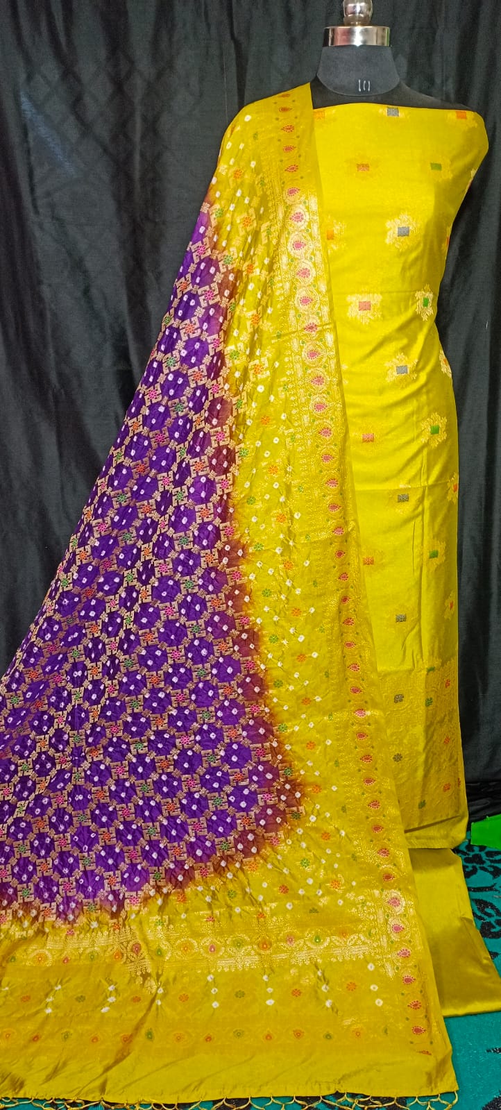 Ahamaura Dupion silk suit