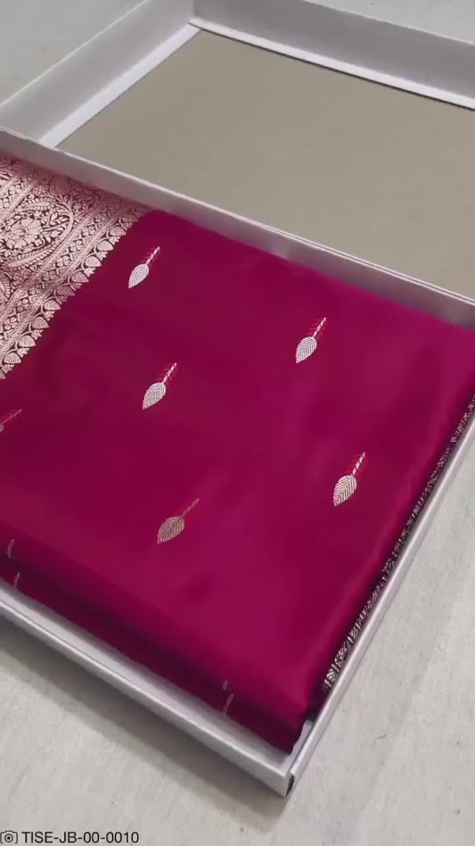 Ahamaura Tilak Buti Mashru Silk Banarasi Saree